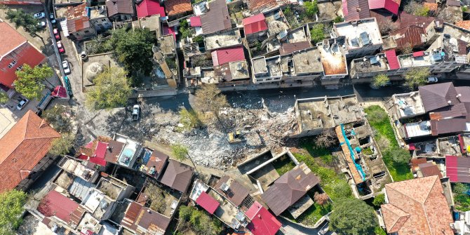 Sarayaltı Yolu’nda yıkımlar başladı
