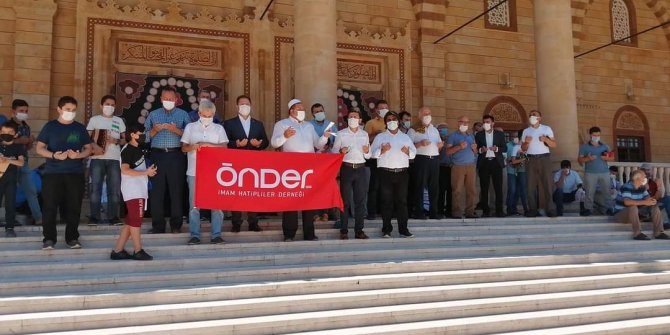 Kahramanmaraş'ta eller Filistin ve Müslümanlar için semaya kalktı