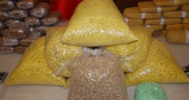 10 MİLYON LİRALIK UYUŞTURUCU ELE GEÇİRİLDİ