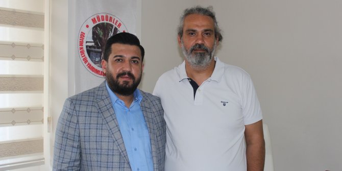 Müdürler Derneği’nde bayrak değişimi