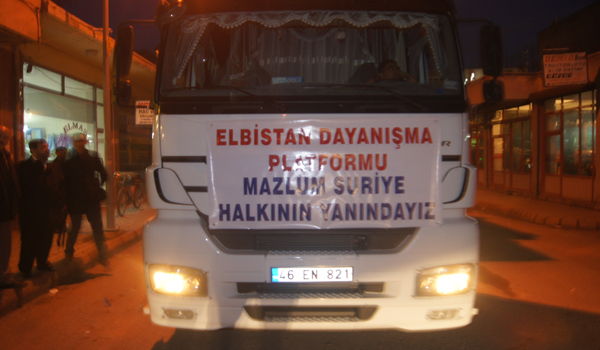 SURİYELİ SIĞINMACILARA 2 TIR YARDIM MALZEMESİ