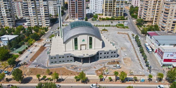 Türkeş Bulvarı üzerinde çevre düzenleme çalışması