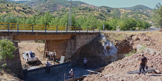 Büyükşehir’den Dedeler Mahallesi’ne yeni köprü