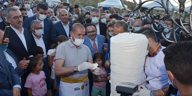 Festivale Alpedo Kervan'ın dondurma şovu damga vurdu