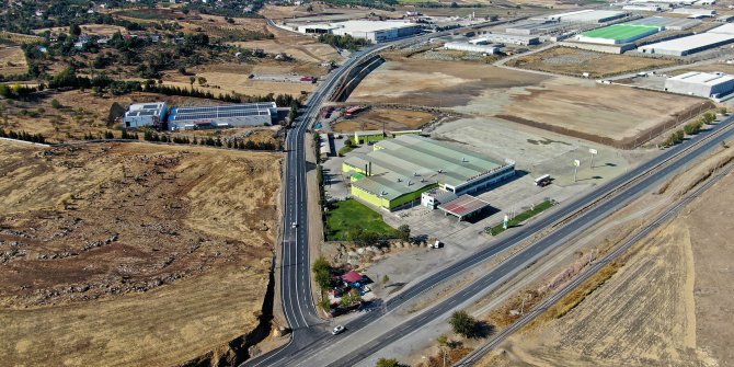 Türkoğlu’nun 4 şeritli yeni bulvarı tamamlandı