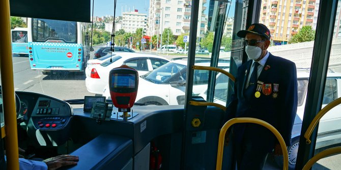 ‘Vatan Size Minnettar’ anonsuyla karşılanıyorlar