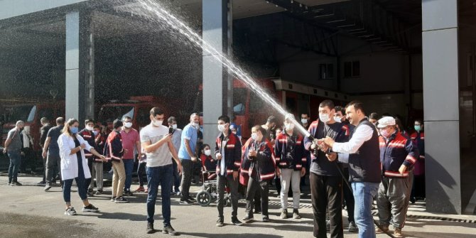 Büyükşehir İtfaiyesi en özel misafirlerini ağırladı