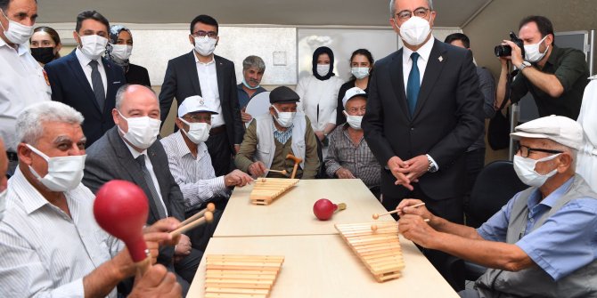 Ulu Çınarlarımız sosyal hayatla iç içe olacak