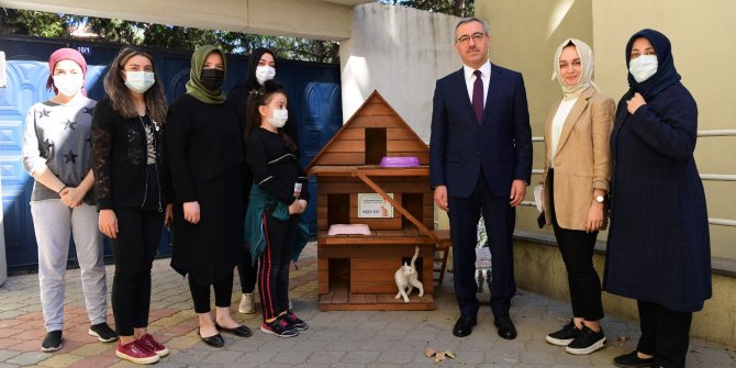 Başkan Güngör minik Eylül’ün isteğini gerçekleştirdi