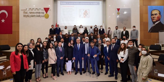 Başkan Güngör: Türkiye’ye örnek bir Gençlik Meclisi oluşturduk