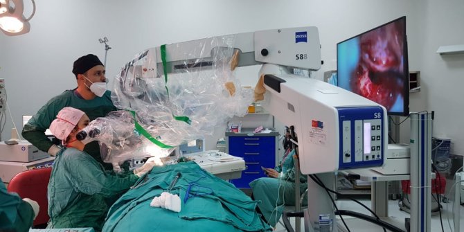 MTÜ’den Koklear implantasyon operasyonu