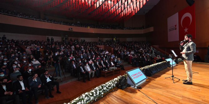 Kahramanmaraş'ta sanatseverler şiir gecesine akın etti