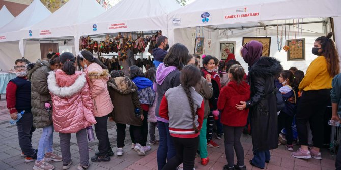 Çocuklar KAMEK’in mini atölyelerini çok sevdi