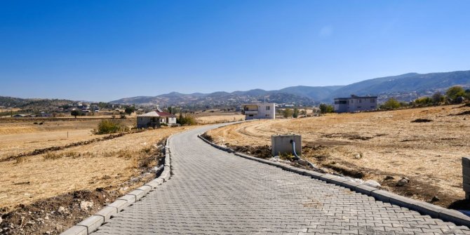 Dulkadiroğlu’ndan Elmalar Mahallesine kilit parke çalışması