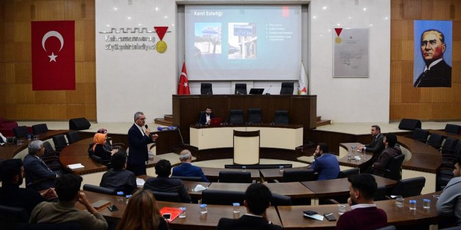 Başkan Güngör: Kahramanmaraş’ımızı gençlerimizle birlikte yönetiyoruz