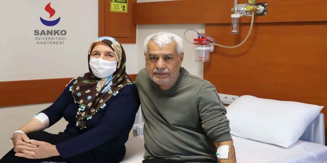 SANKO Üniversitesi Hastanesi’nde eşine böbreğini bağışladı
