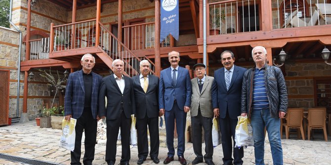 Başkan Okay’dan öğretmenlerine büyük vefa