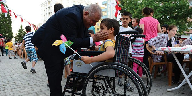 Başkan Mahçiçek, Engelliler Günü’nde “Engel Bir Kusur Değildir”