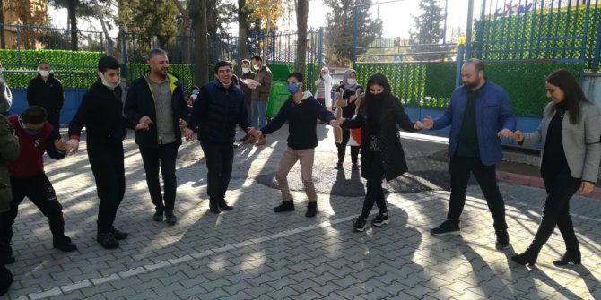 Kahramanmaraş’ta Engelliler Günü’nde doyasıyla eğlendiler