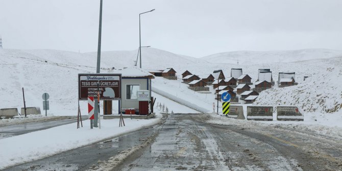 Yedikuyular’a mevsimin ilk karı düştü