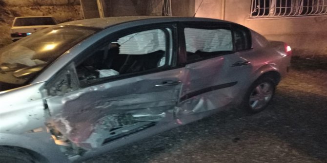 Kahramanmaraş’ta otomobil pikapla çarpıştı: 1 yaralı