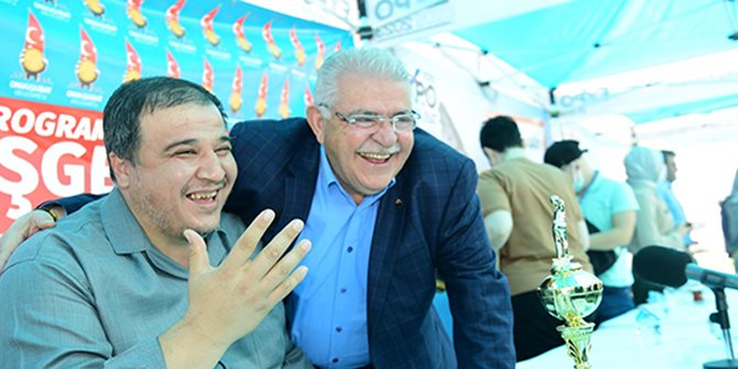 Başkan Mahçiçek'ten Görme Engelliler Haftası mesajı