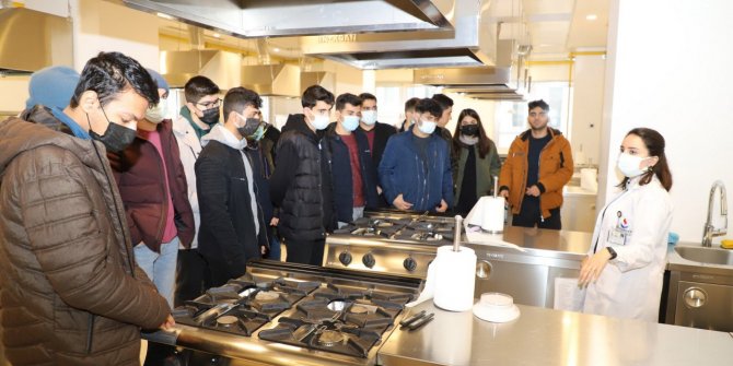 Üniversite adaylarından Sanko Üniversitesi’ne ziyaret