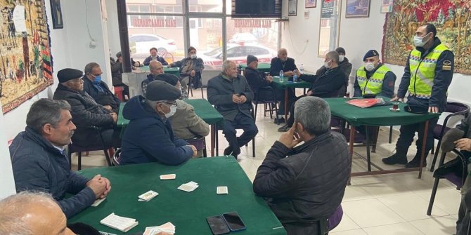 Kahramanmaraş’ta jandarma trafik sürücülere güvenli trafiği anlattı