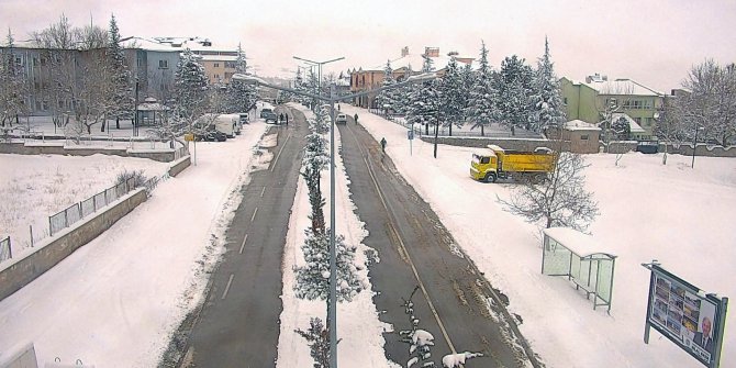 Kahramanmaraş Büyükşehir ilçelerde de aralıksız çalışıyor