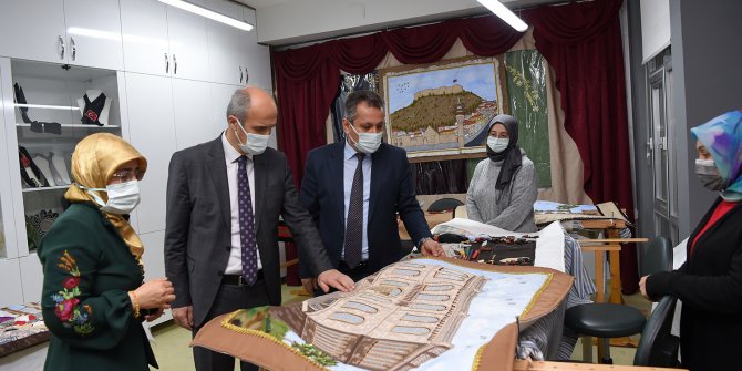 Kurtuluş gününde “Kırkyamada Kırk Maraş” sergisi