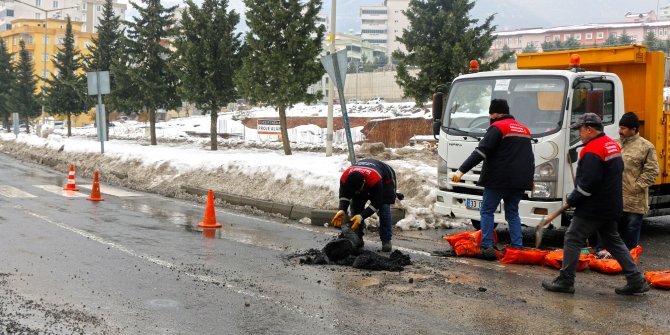 Büyükşehir’den ana arterlere hızlı müdahale