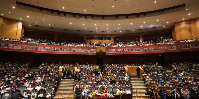 Kahramanmaraş'ta çocuklardan tiyatroya yoğun ilgi