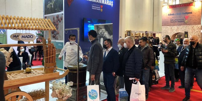 Bakan Ersoy Kahramanmaraş standını ziyaret etti