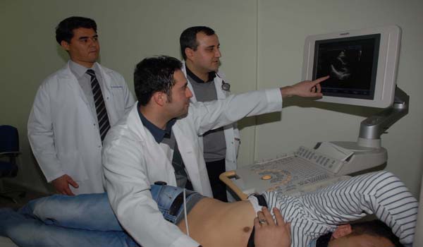 KARDİYOLOJİ POLİKLİNİĞİNE SON TEKNOLOJİ EKO CİHAZI