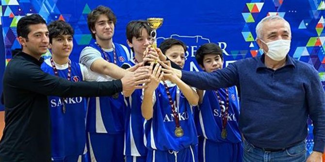 SANKO Okulları Yıldız Erkek Basketbol Takımı il birincisi oldu