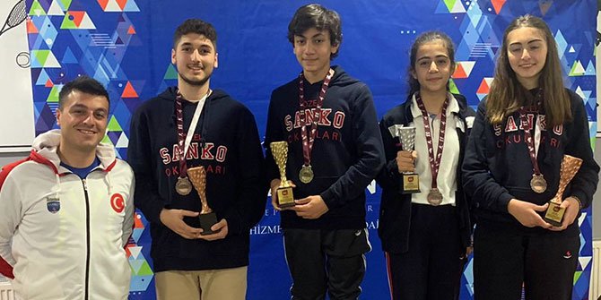 SANKO Okulları öğrencileri bir birincilik, üç üçüncülük kazandı