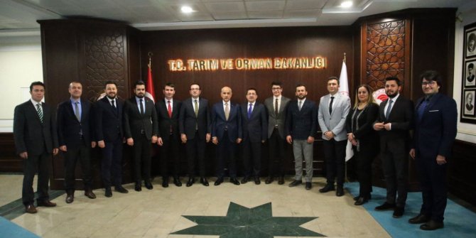 Genç Kahramanmaraşlılar Derneği Bakan Kirişçi'yi ziyaret etti