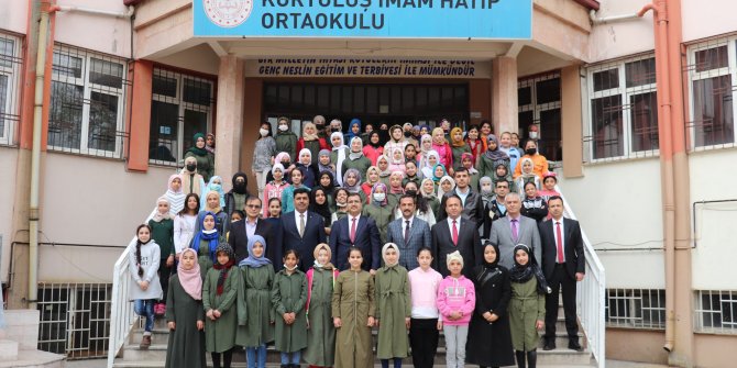 İl Milli Eğitim Müdürü Kahraman'dan 8.sınıf ortak sınavları ziyaret