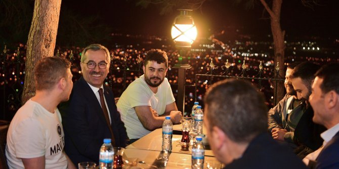 Başkan Güngör: Gençlerimizle sohbet içimizi ısıttı