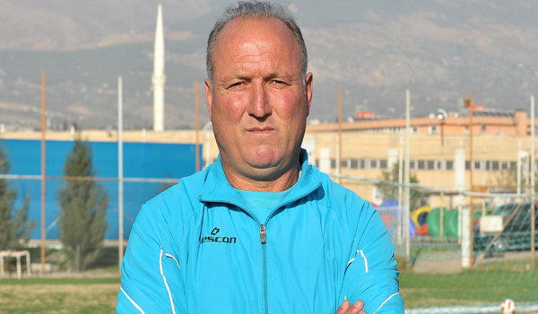 YENİ TEKNİK DİREKTÖR GÜLERARSLAN