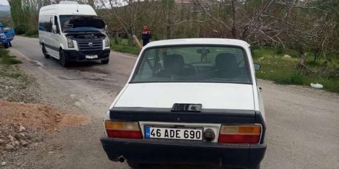 Kahramanmaraş’ta minibüs ile otomobil çarpıştı: 1 yaralı