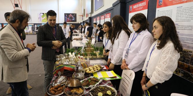 SANKO Liseleri Bilim Fuarı düzenledi