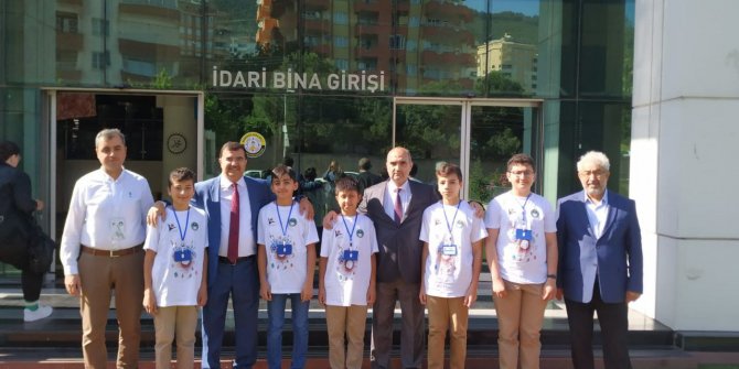 15 Temmuz Şehitler İmam Hatip Ortaokulu'nda TÜBİTAK Bilim Şenliği