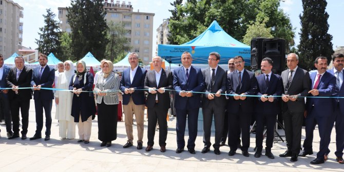 Kahramanmaraş'ta Hayat Boyu Öğrenme Haftası açılış programı yapıldı