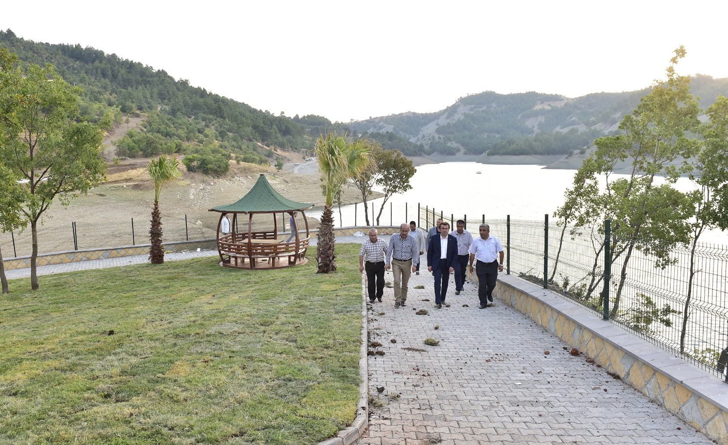 MECLİS ÜYELERİ MENZELET’TE