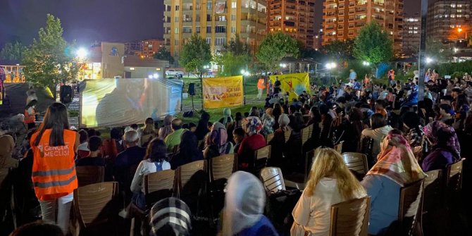 Kahramanmaraş'ta Açık Hava Sinemasına yoğun ilgi