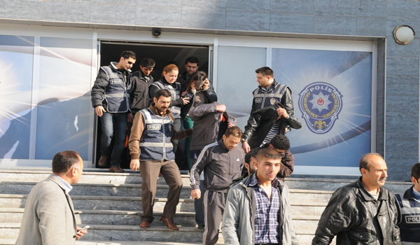 ARANAN ŞAHISLARA YILBAŞI SÜRPRİZİ