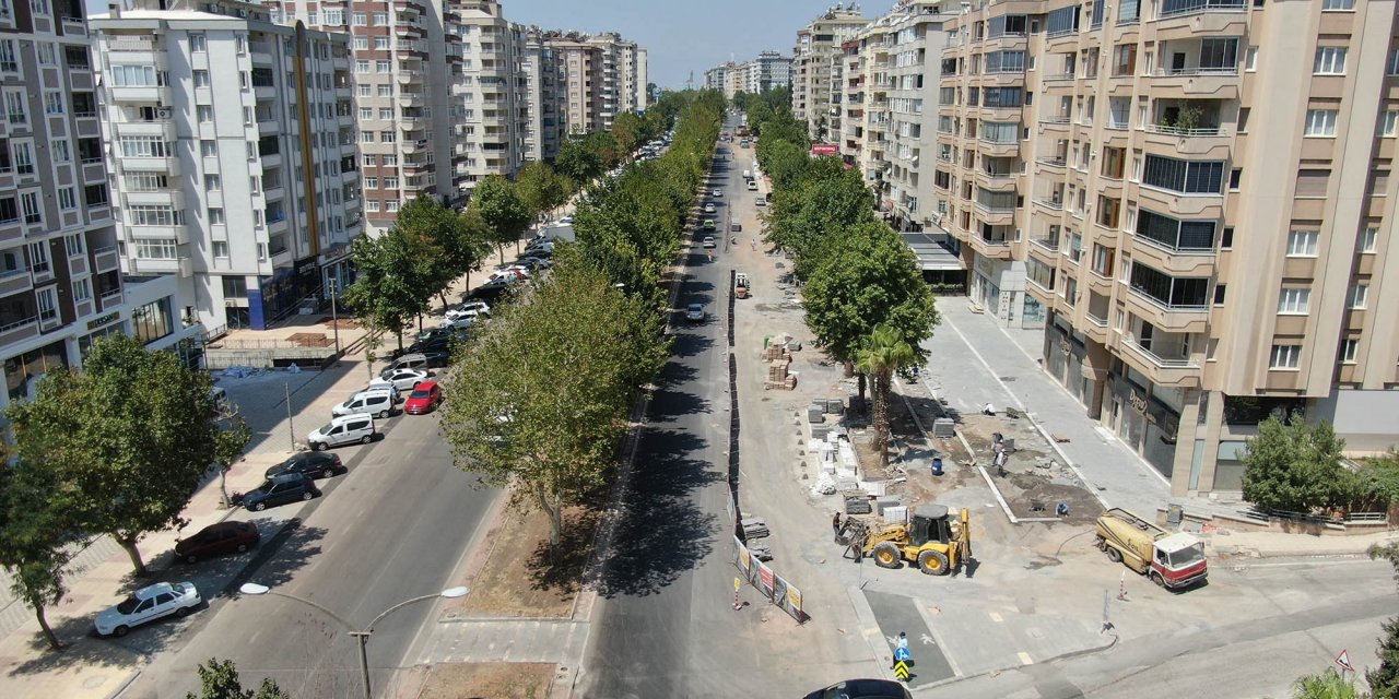 Yenilenen cadde Kahramanmaraş’ın gözdesi olacak