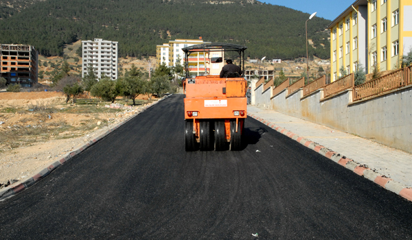 ASFALT CUMHURİYET MAHALLESİNDE