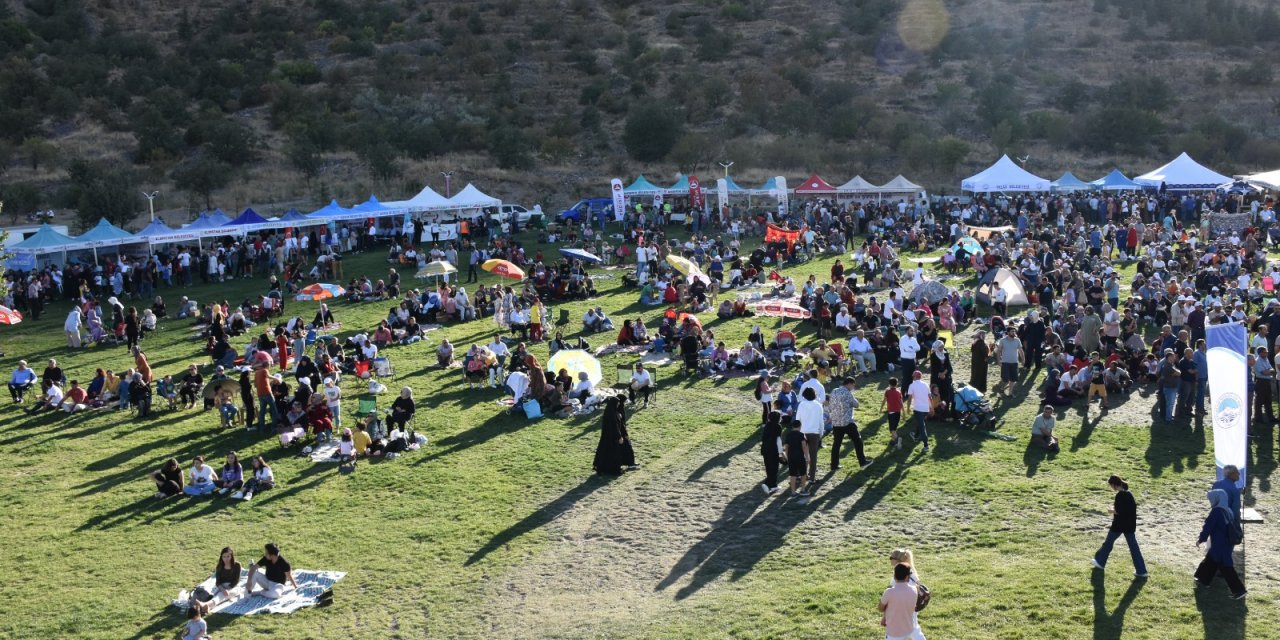 Kayseri’de Kahramanmaraşlılar Festivali rüzgarı esti!